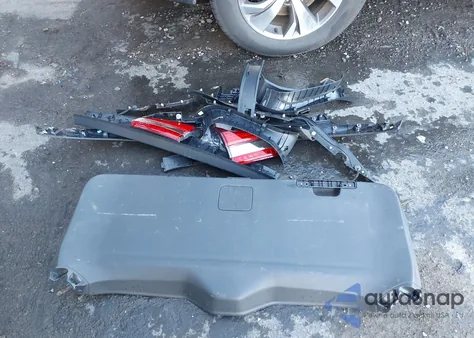 2020 Subaru Ascent Premium из США, поврежденный, VIN 4S4WMAFD1L3406818